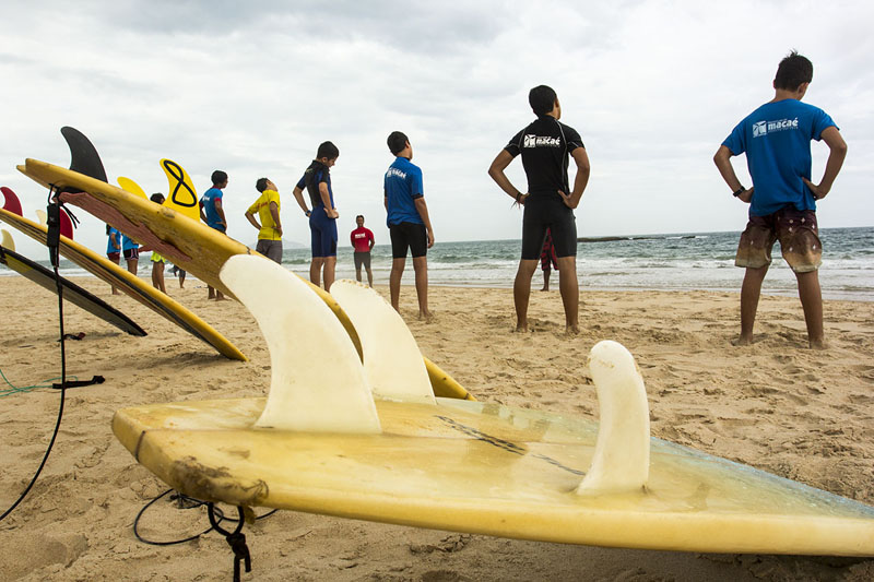 Escola de Surf de Macaé está com inscrições abertas