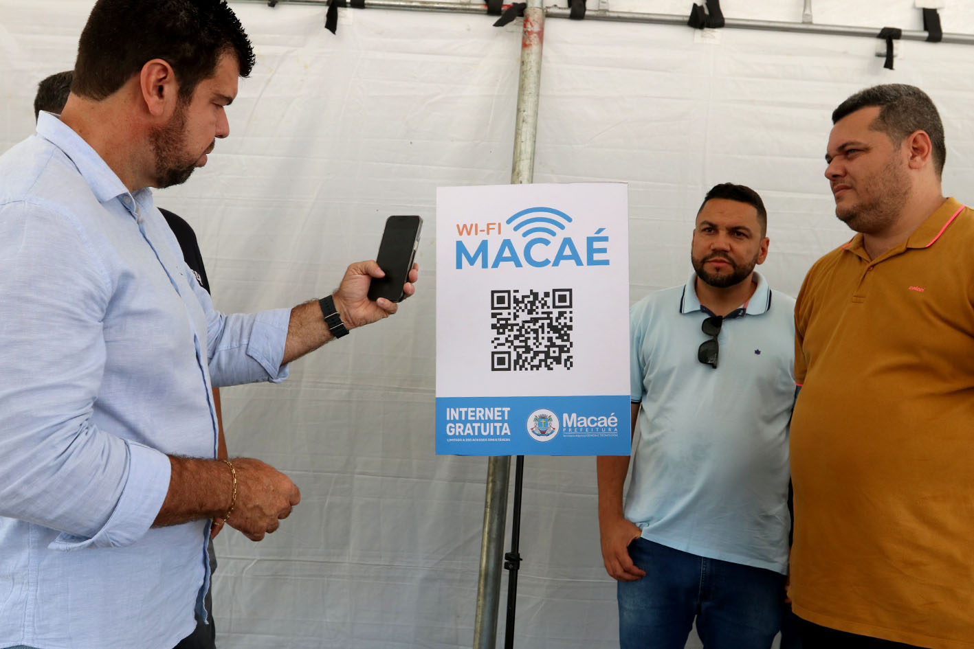 Espaços públicos da cidade com acesso gratuito à internet 