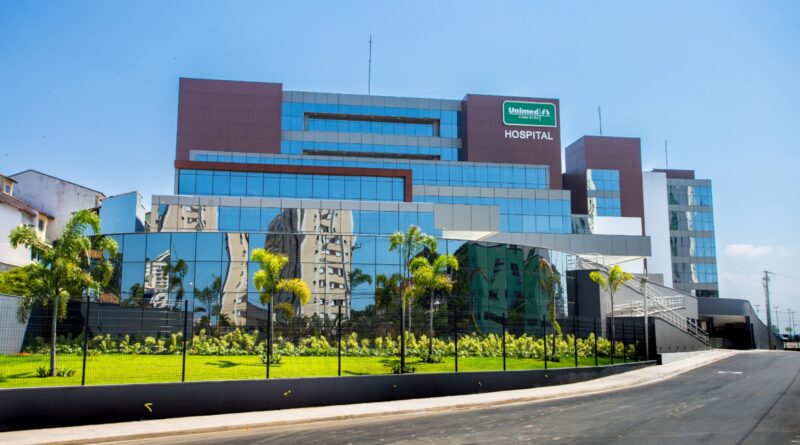 Unimed Costa do Sol doa cinco incubadoras ao Hospital Público Municipal de Macaé (HPM)