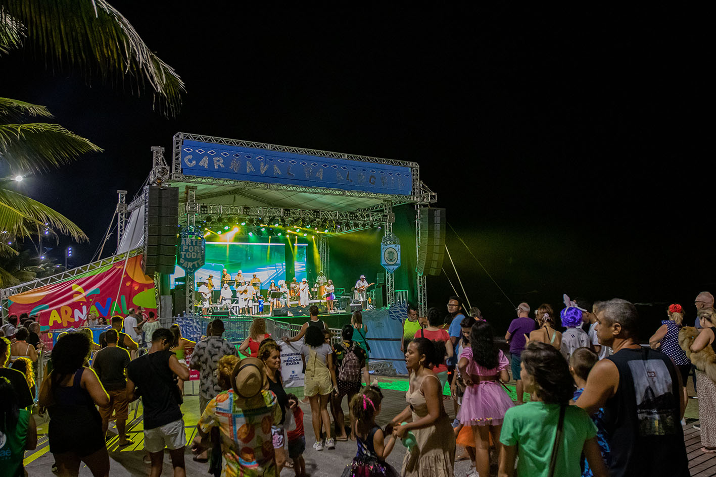 Carnaval Macaé 2024: ensaios, blocos e festas