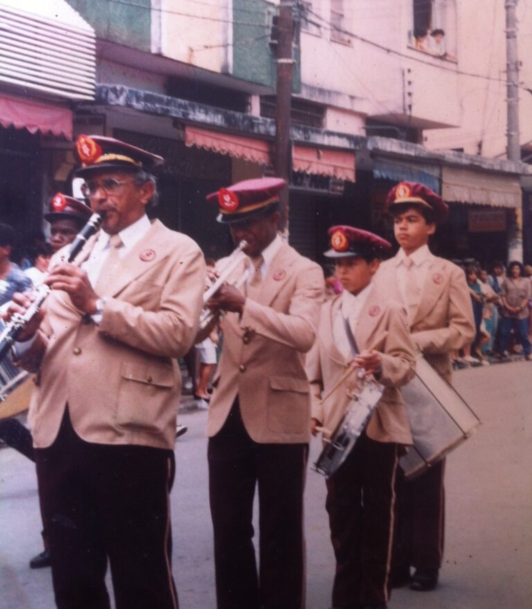 07 de Setembro de 1990 Rua Direita Macae RJ 768x879