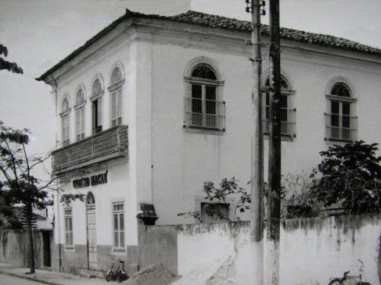 GINASIO MACAE 1978 768x576