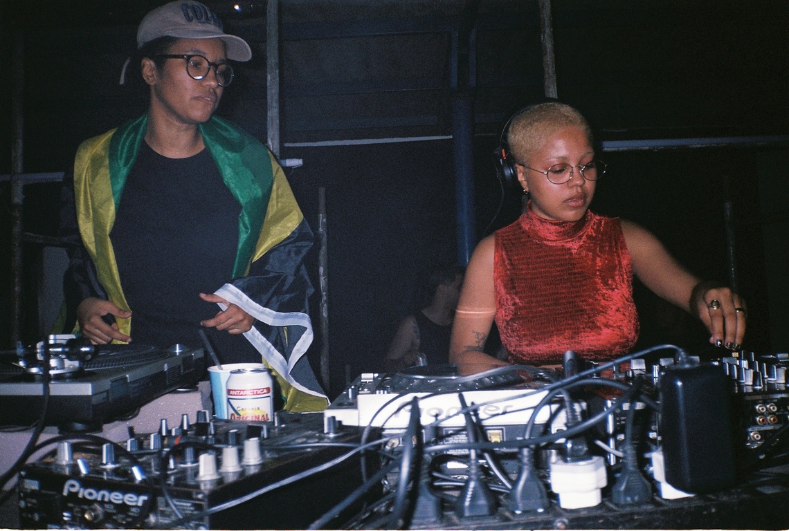 Costa Atlântica Sound System: conheça artistas macaenses que embalaram Rock The Mountain com o melhor do reggae