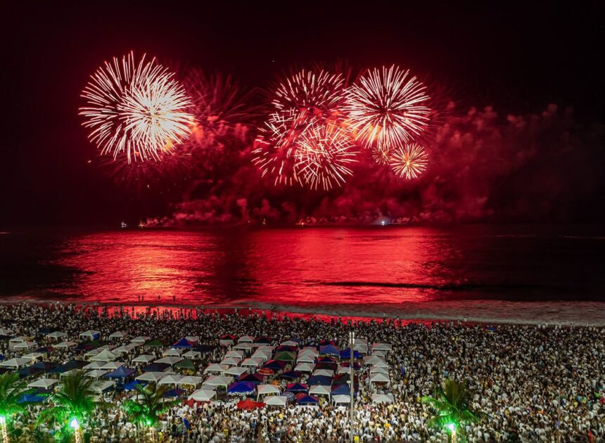 Réveillon Macaé 2026: festas, shows e queima de fogos