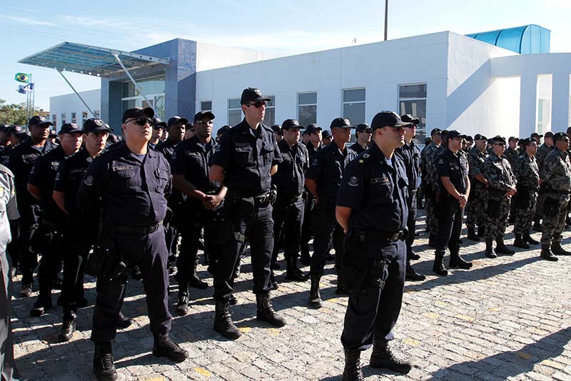 Réveillon Macaé 2026 terá reforço na segurança com 100 guardas municipais em pontos estratégicos
